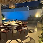 Villa Miami Queens With Private Pool By Canaryscape