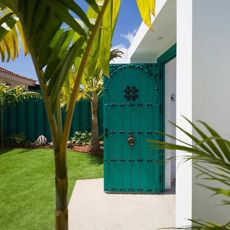 Miami Queens With Private Pool By Canaryscape