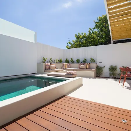 Miami Queens With Private Pool By Tenpropertiesgc